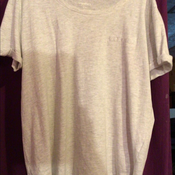 NWOT ladies  gray tee shirt - Picture 2 of 7